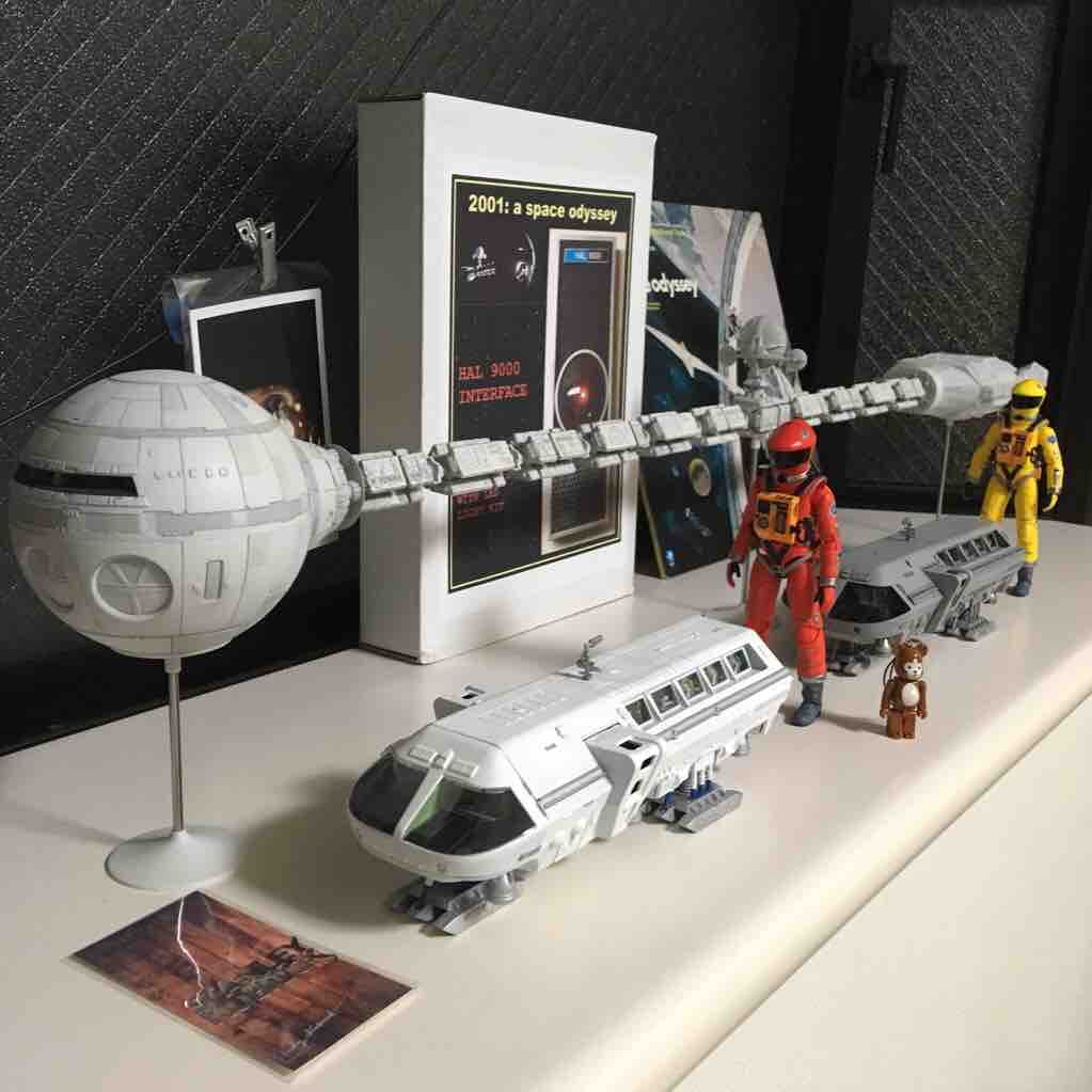 ２００１年宇宙の旅」メビウス/ムーンバスのプラモデル完成品・その２ 
